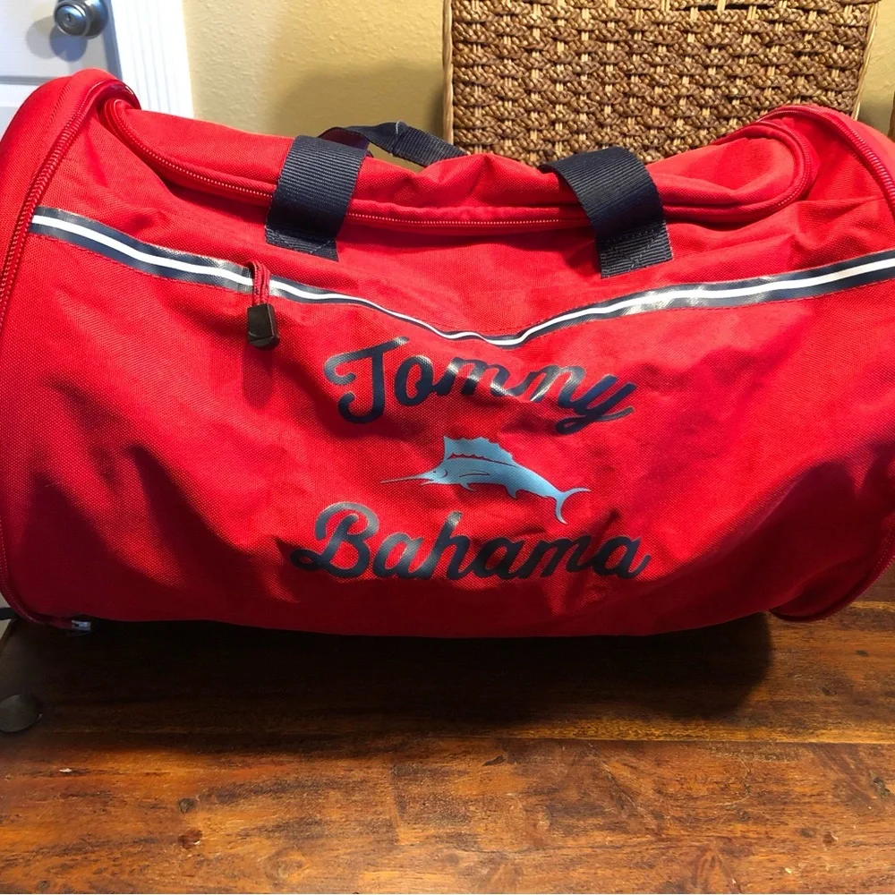 TOMMY BAHAMA BAGS TUMBLER DUFFLE EXPANDS 20.5 X 11.5 X 11.5 Luggage PLEASE READ